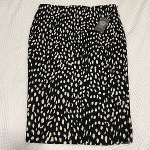 NWT- Vince Camuto - S